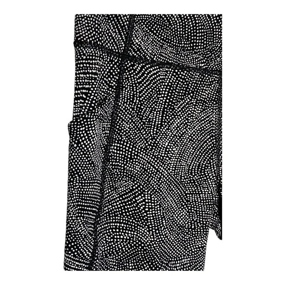 Lululemon Time To Sweat Crop *23" Free Spirit Alpine White Black-sz 10 - Picture 7 of 10